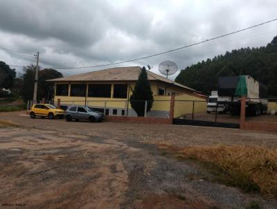Casa para Venda, em Itanhandu, bairro TREVO, 3 dormitrios, 2 banheiros, 1 sute, 6 vagas