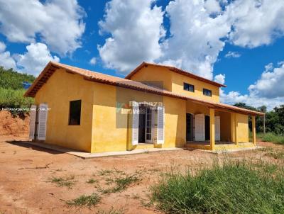 Stio para Venda, em Carmo de Minas, bairro -, 3 dormitrios, 1 banheiro, 1 sute