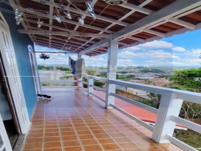 Casa para Venda, em S�o Louren�o, bairro Residencial Carioca, 4 dormit�rios, 2 banheiros, 1 vaga
